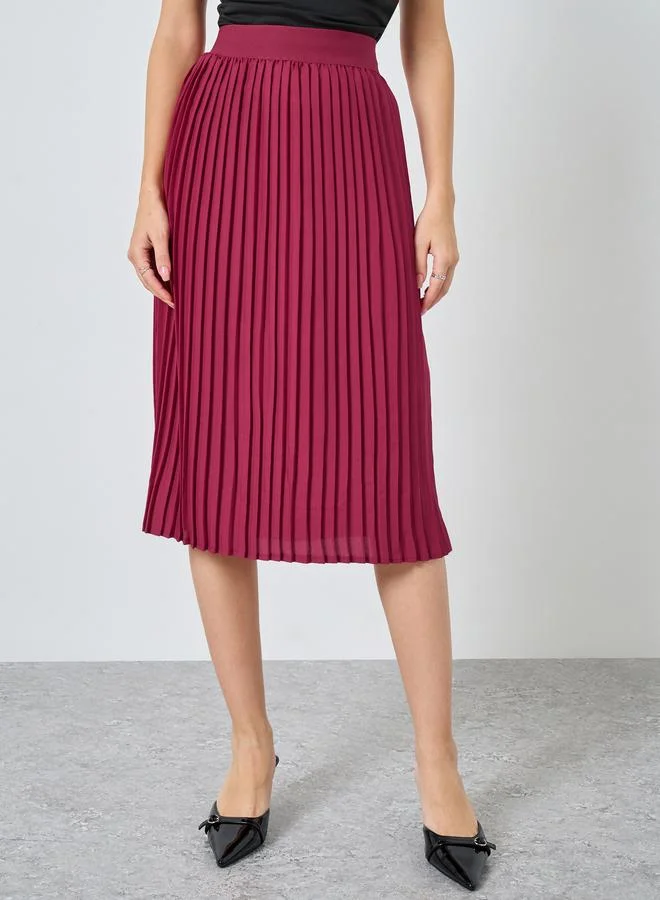 Styli Styli Burgundy Solid Accordion Pleated A-Line Midi Skirt