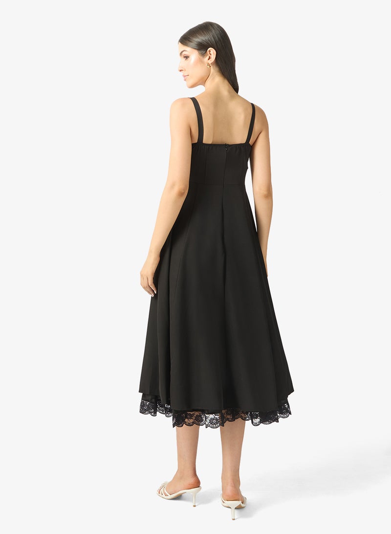 ايلا فستان بتصميم - وخصر أميرة - Image 2