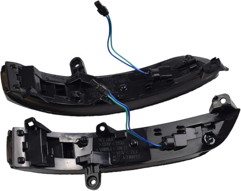 Vuzmode Dynamic Turn Signal Light for Nissan Teana and Maxima - Image 3