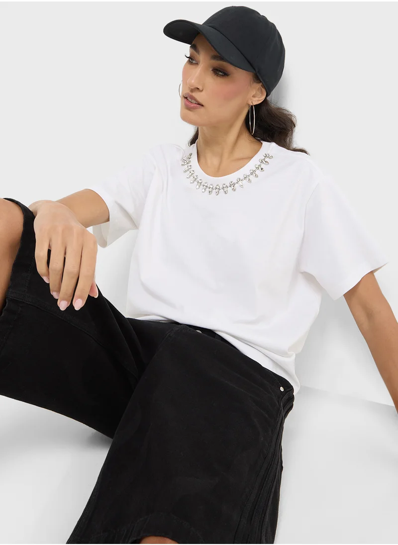 اونلي Embellished Crew Neck Top