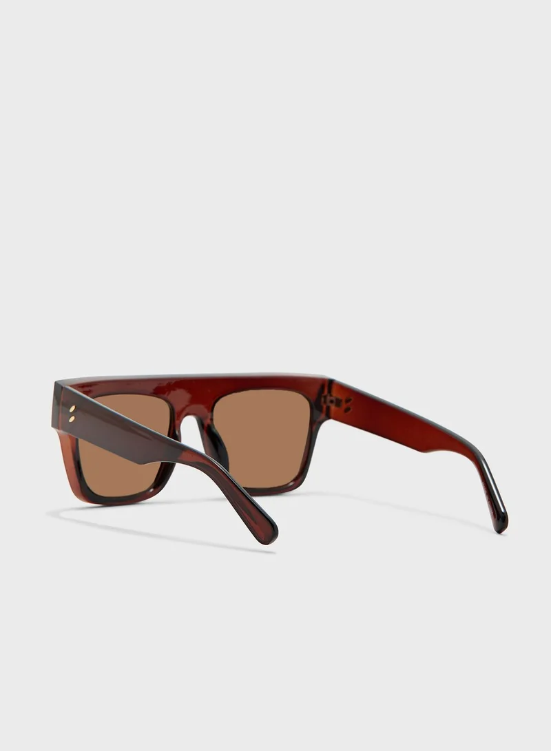 Seventy Five Casual Wayfarer Sunglasses