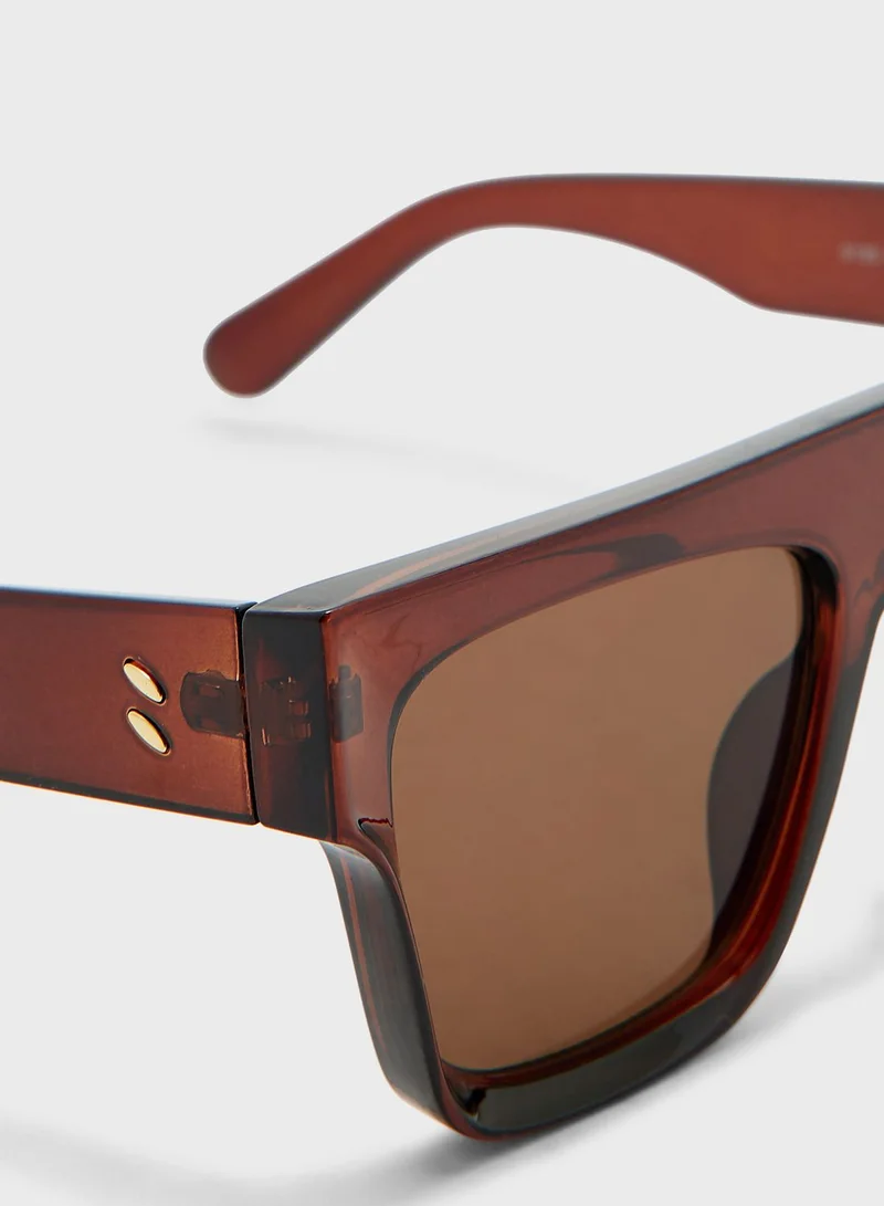 Seventy Five Casual Wayfarer Sunglasses
