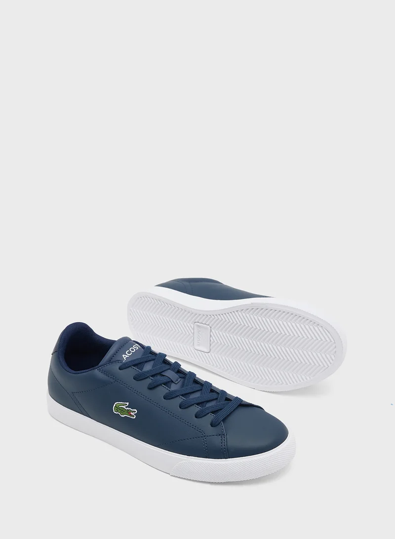 لاكوست Vulcanized Low Top Sneakers
