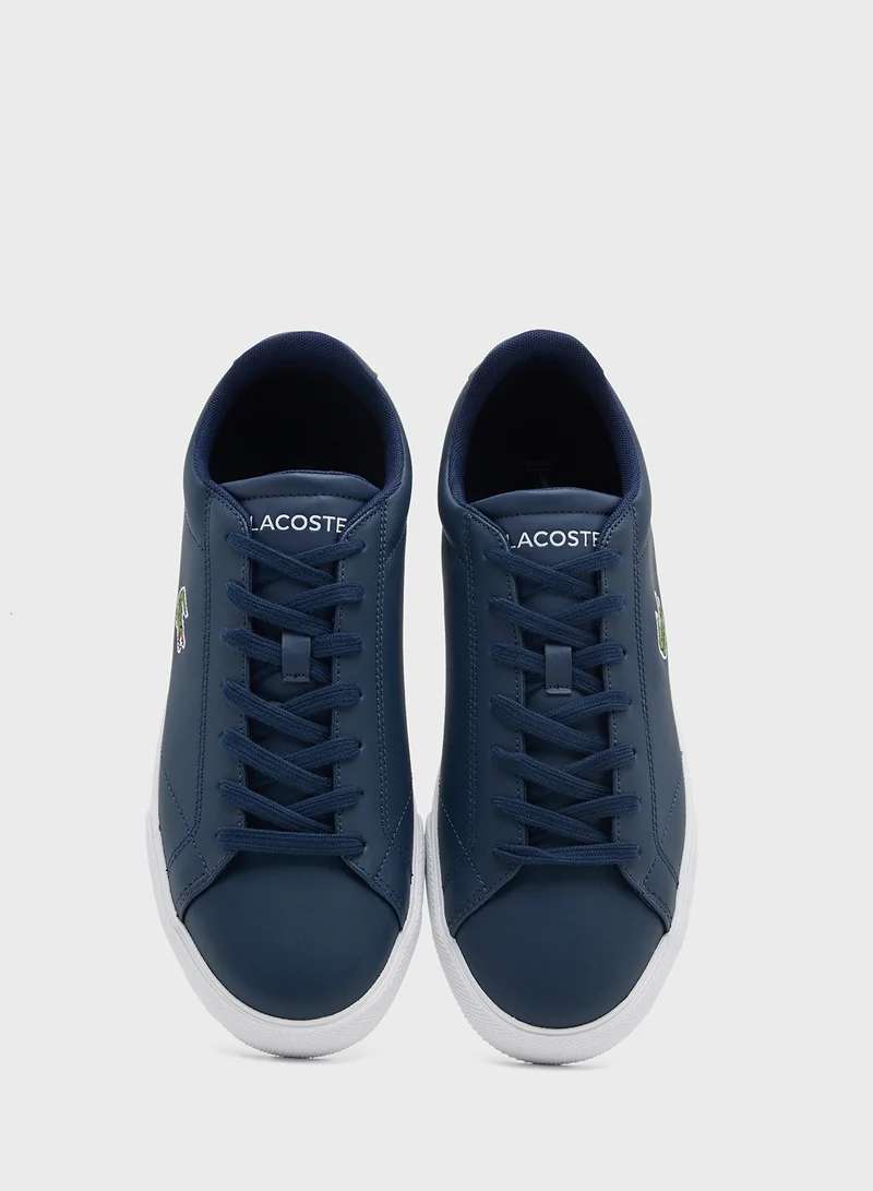 لاكوست Vulcanized Low Top Sneakers