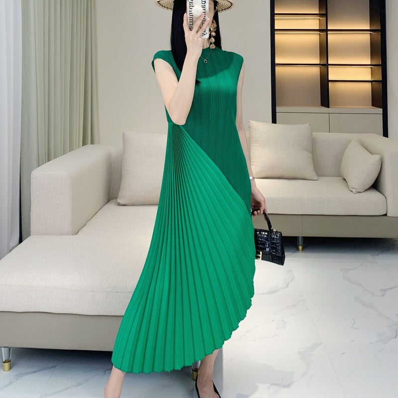 Miyake Design Sense Irregular Pleated dress Womens 24 New Elegant Elegant Stitching Pleated Sleeveless Dress Black - Image 3