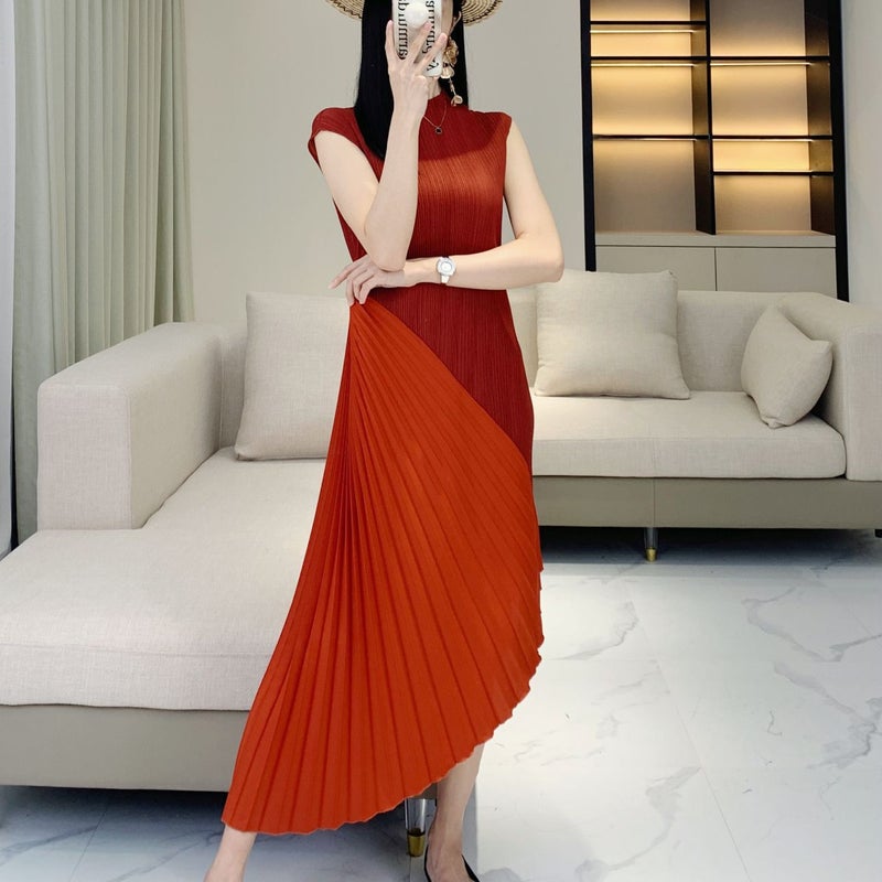 Miyake Design Sense Irregular Pleated dress Womens 24 New Elegant Elegant Stitching Pleated Sleeveless Dress Black - Image 2