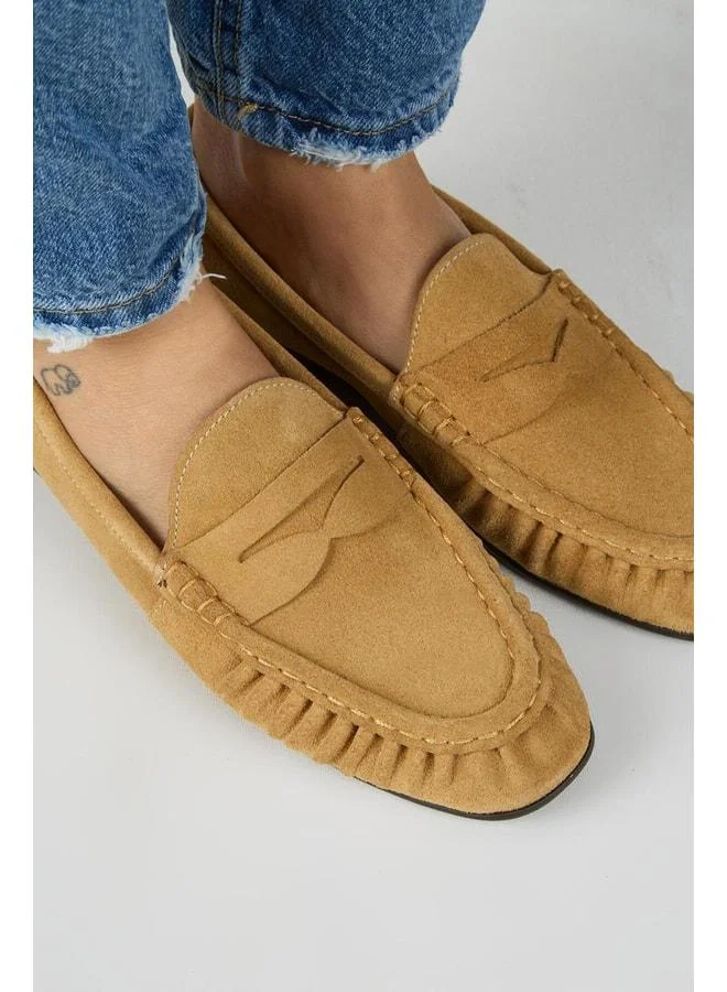 Manijero  Tuubi Women's Genuine Leather Pleated Loafer Beige Shoes. for Women | Best Price UAE
