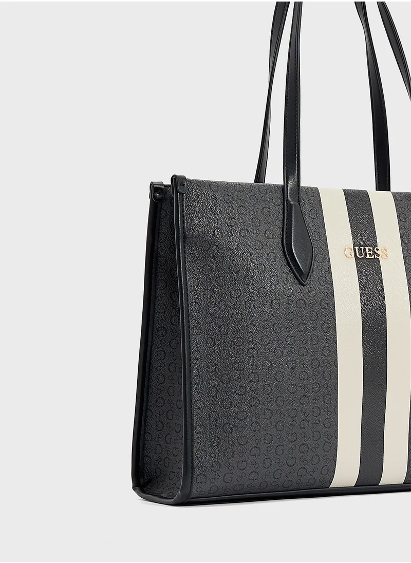 جس Ines Carryall