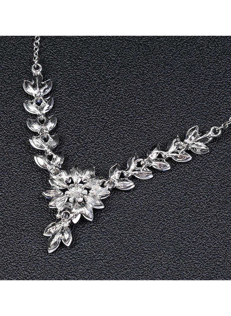 Sharpdo 2-Piece Elegant Retro Necklace and Earrings Set - Image 2