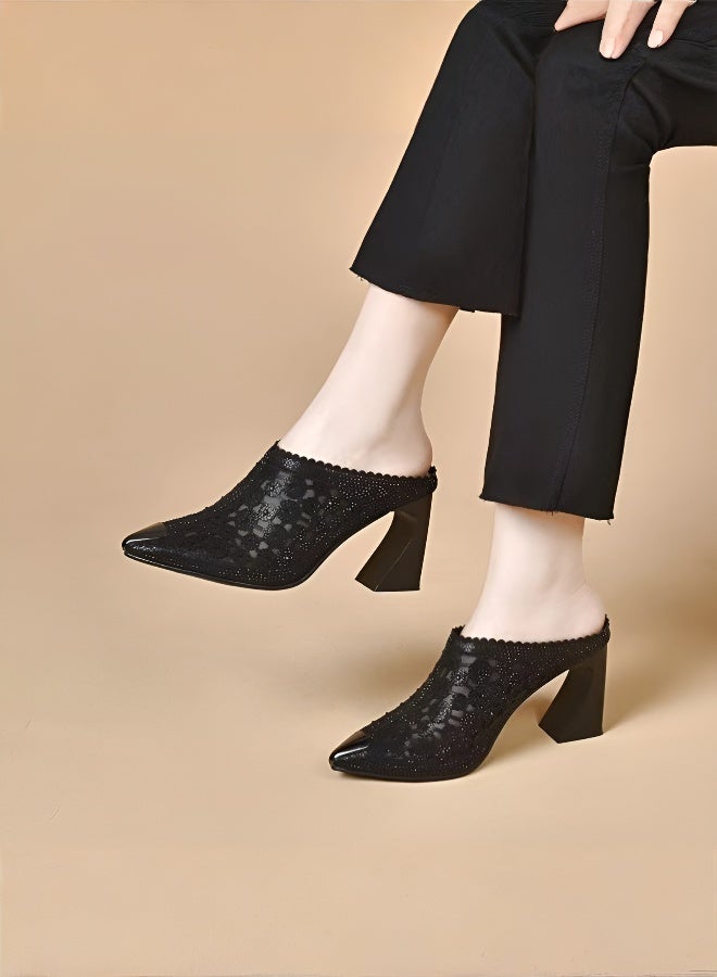 Lady's high-heeled shoes 