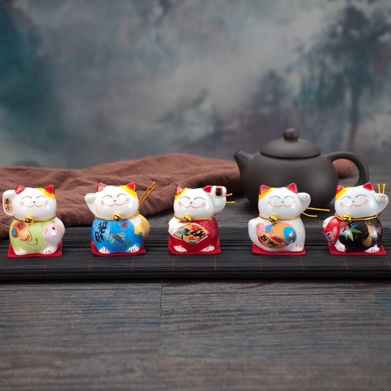 Luckful Cat Car Ornaments Small Size Mini Cute Cat Car Ornaments Ornaments Suit Car Safety Ornaments - Image 1