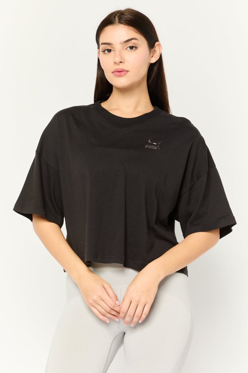 PUMA بلوزة نسائية واسعة بأكمام قصيرة للخارج، أسود/فضي - Image 1