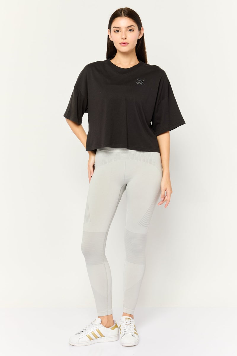 PUMA بلوزة نسائية واسعة بأكمام قصيرة للخارج، أسود/فضي - Image 2