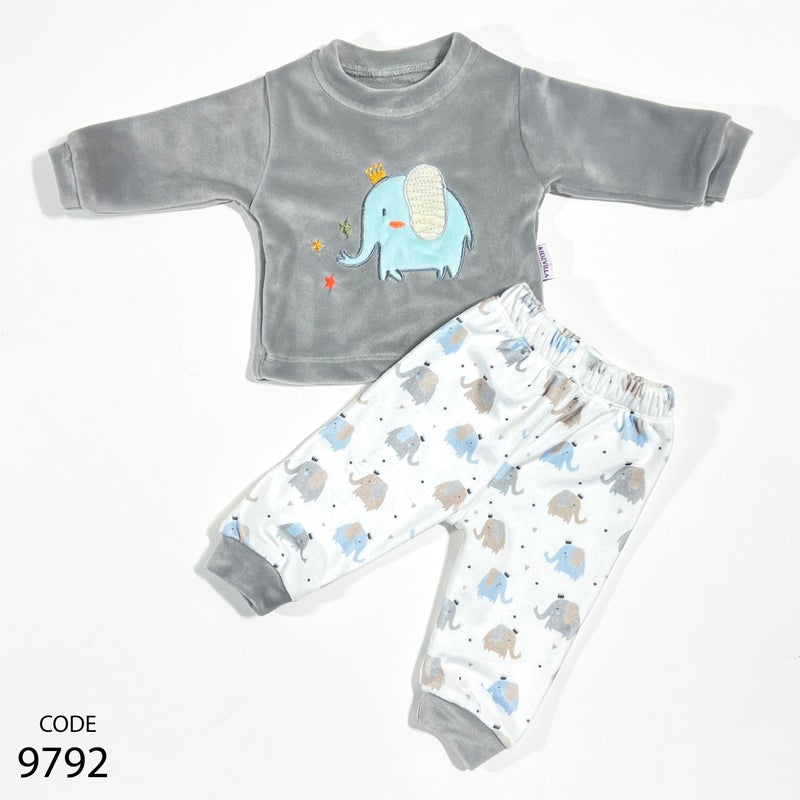 Kidzvilla Newborn Velvet Pajama Set 9792 - Image 1