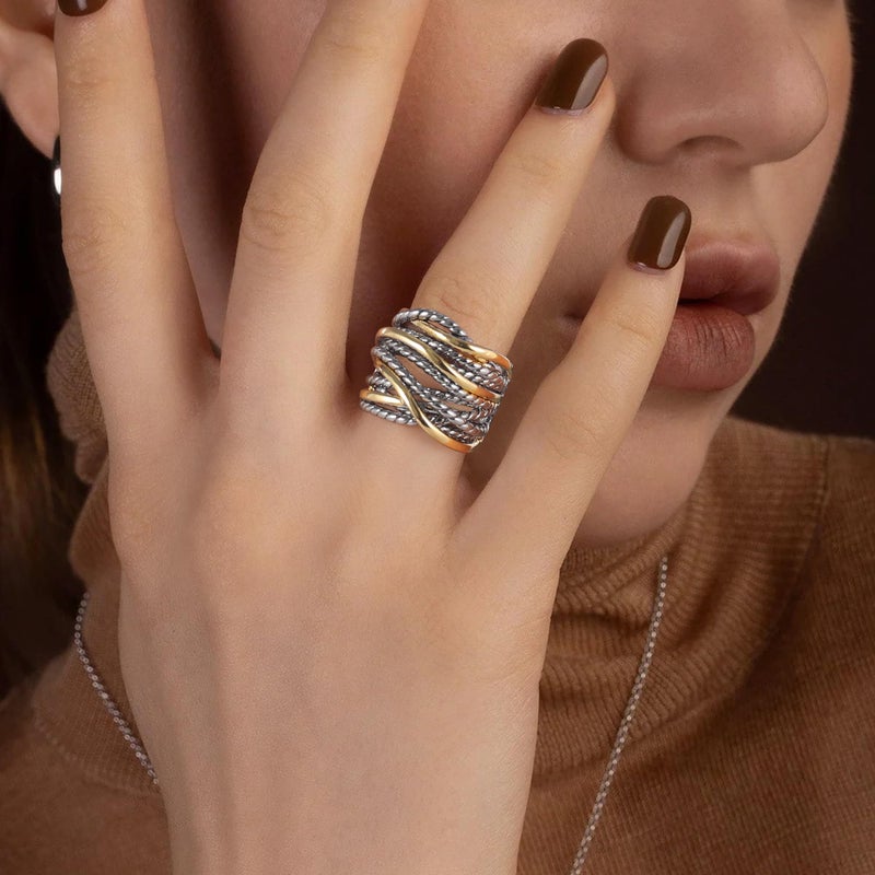 Mytys Two Tone Statement Ring, Gold Plated Twisted Rope Crossover Wide Band Ring for Women, Vintage Modern Chunky Fashion Jewelry (Gold & Silver, 7) - Image 3