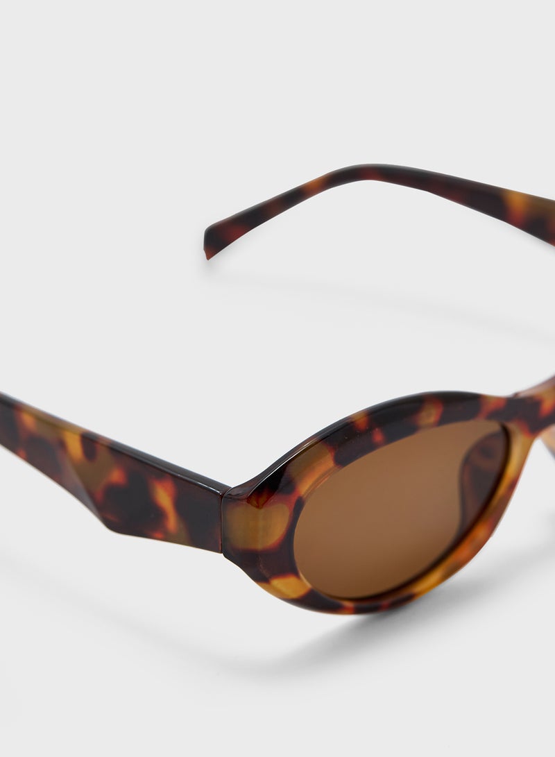 ELLA Oval Len Sunglasses  - Image 4