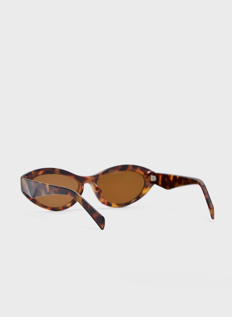 ELLA Oval Len Sunglasses  - Image 3