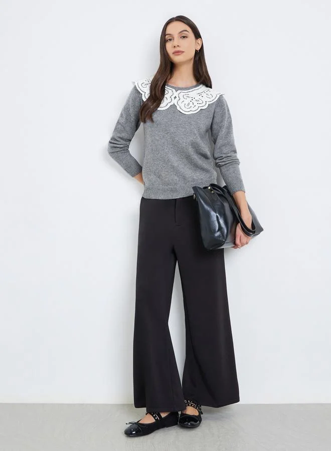 تايك تو سويتر سادة بأكمام طويلة مزين بدانتيل على الكتف