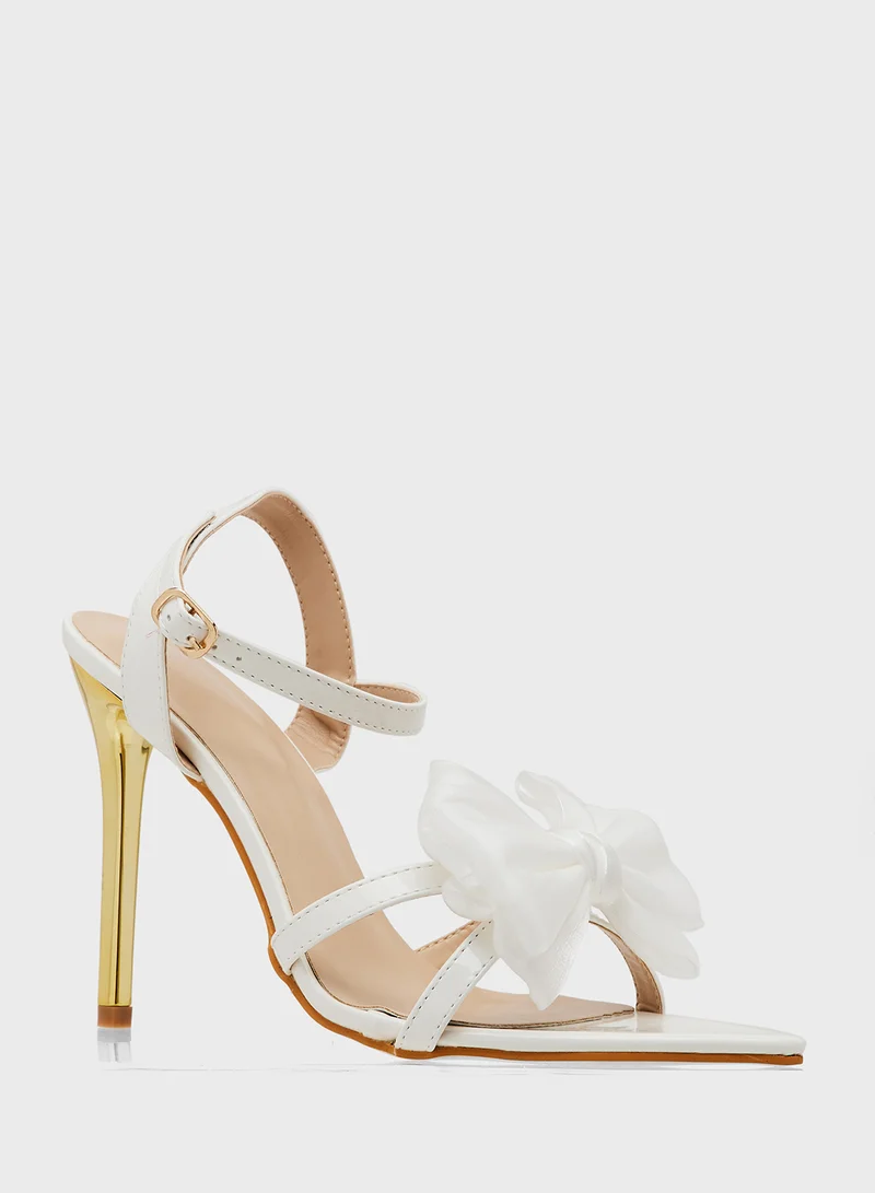 جينجر Heeled Sandal With Bow