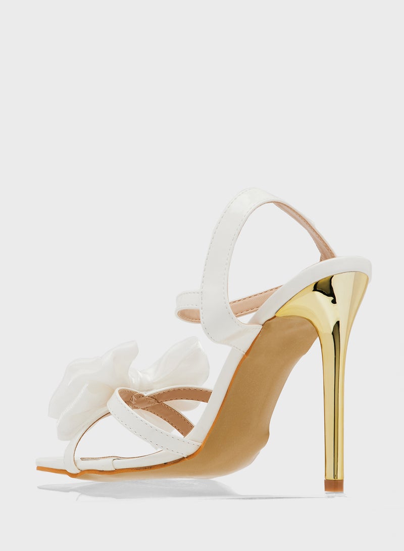 جينجر صندل بكعب مع فيونكة - Image 3