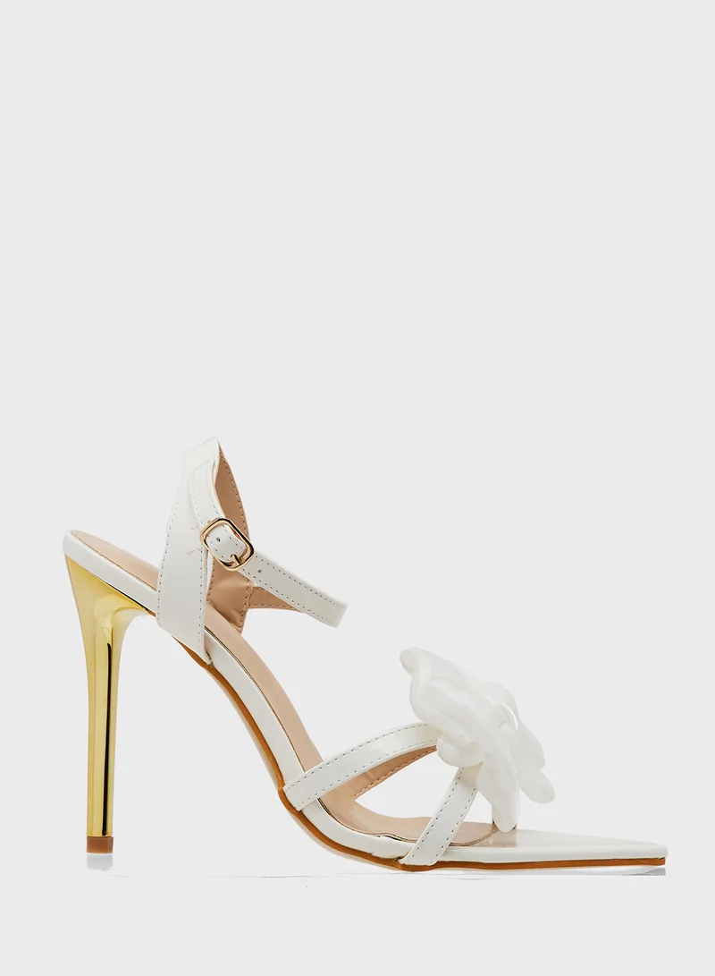 جينجر Heeled Sandal With Bow