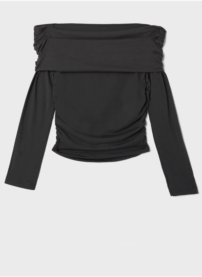 اتش اند ام Off-The-Shoulder Jersey Top