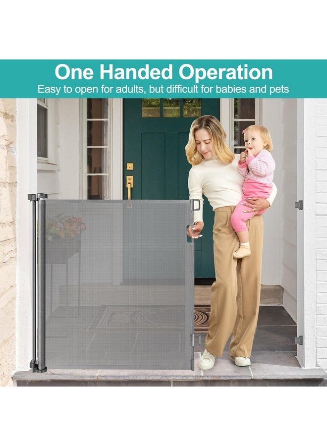 BETERTEK بوابة أطفال إضافية ارتفاع 42 بوصة للسلالم بعرض 55 بوصة شبك قابل للسحب مضاد للخدش للأطفال أو الحيوانات الأليفة بوابات جراء إضافية للمنزل تشغيل بيد واحدة بوابة كلب قابلة للسحب للمدخل، رمادي - Image 4