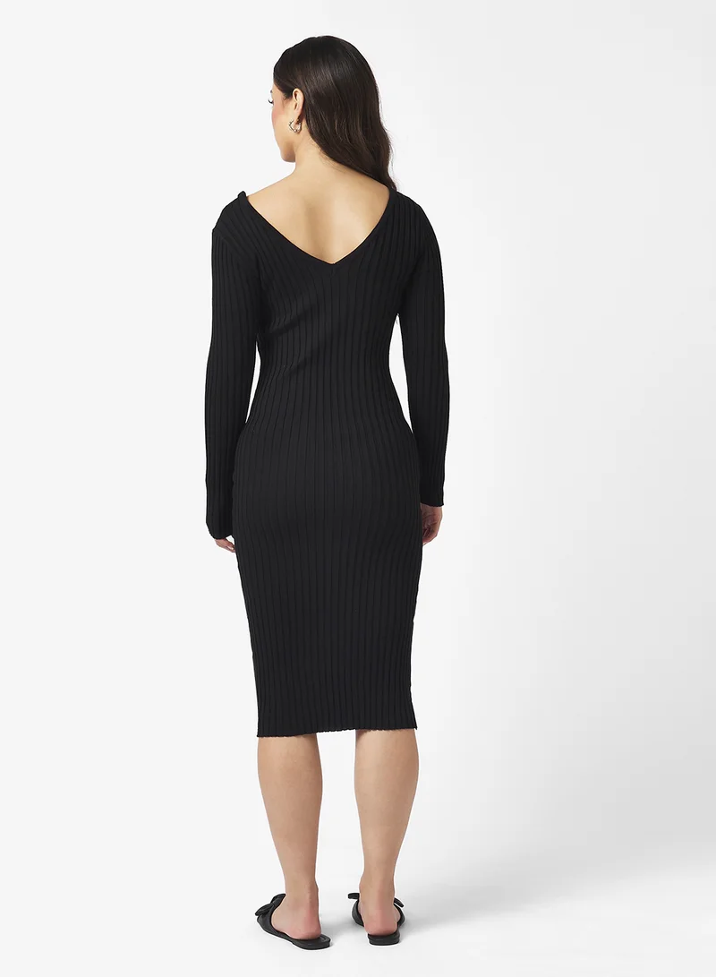 جينجر بيسيكس Ribbed Midi Dresses