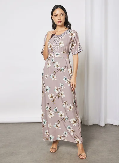 Hayat Floral Jalabiya With Flower Patterned Embroidery