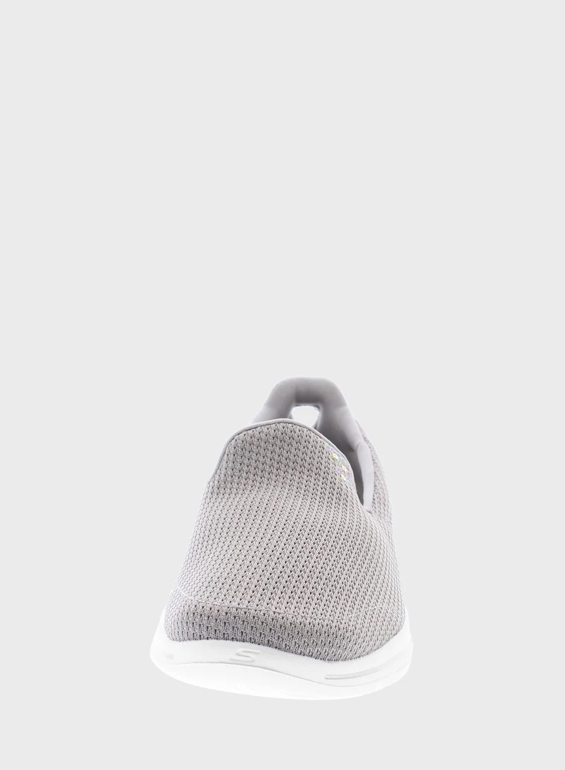 SKECHERS Go Walk 5