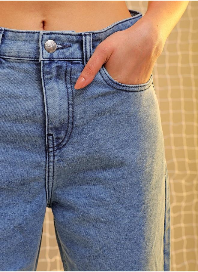 Freehand Women Mom Fit Solid Mid-Rise Jeans  - Image 4