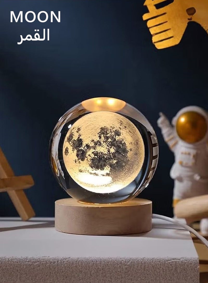 بوبي مصباح ليلي ثلاثي الأبعاد على شكل كرة بلورية على شكل قمر للأطفال، مصباح ليلي على شكل كرة زجاجية مع قاعدة خشبية، ديكور خيالي، هدايا على شكل كرة بلورية، مصابيح ليلية LED على شكل كوكب مجرة، هدايا عيد ميلاد للأولاد والبنات (قمر) - Image 1