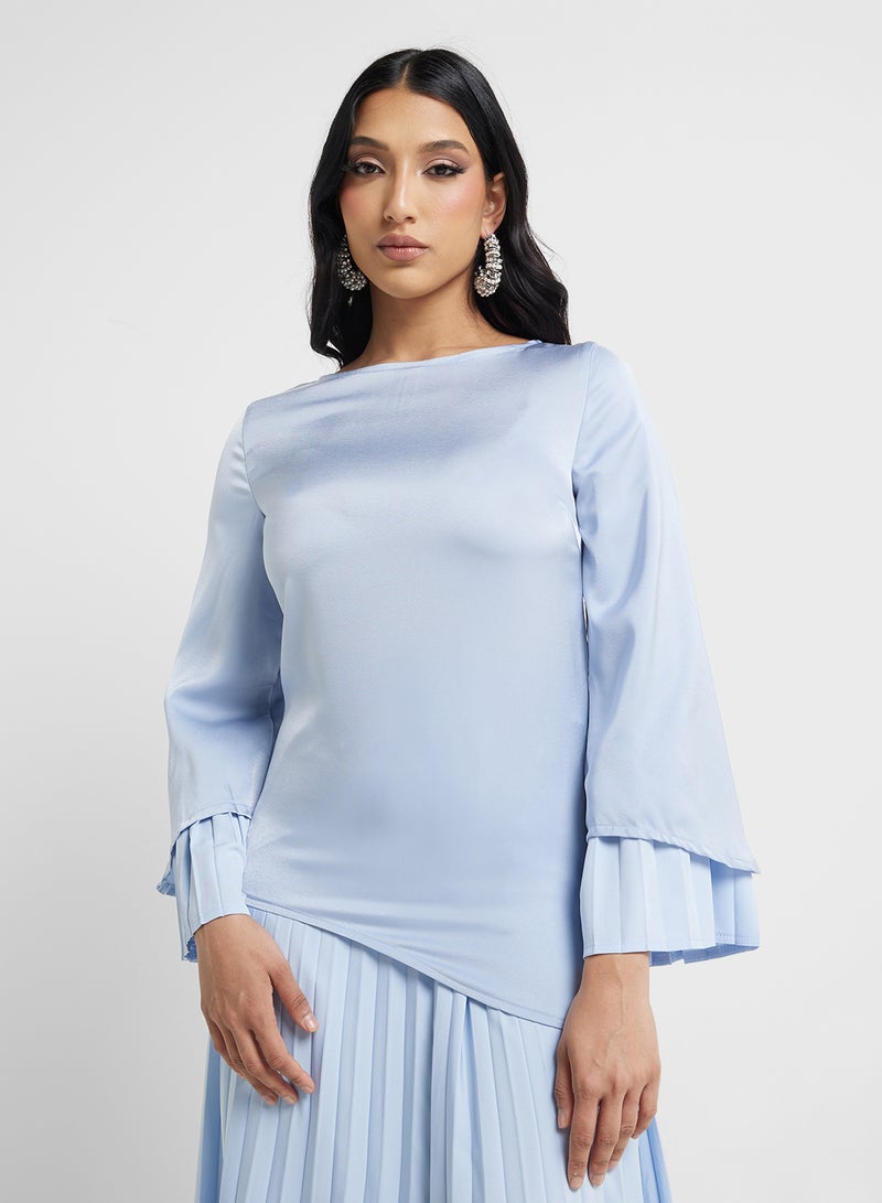 خزانة طقم تونيك وتنورة مطوية - Image 3