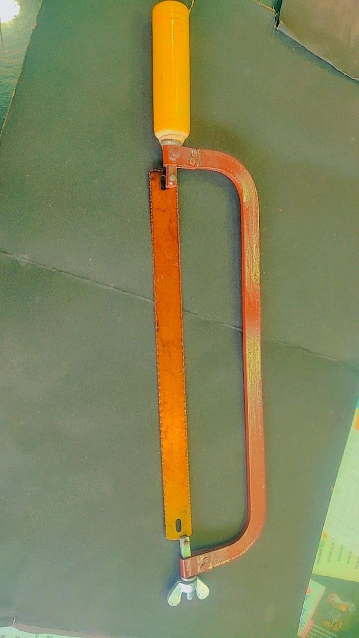 HeavyDuty Metal Hacksaw Frame with Yellow Handle 30 cm Length Workshop Hand Tool - Image 1