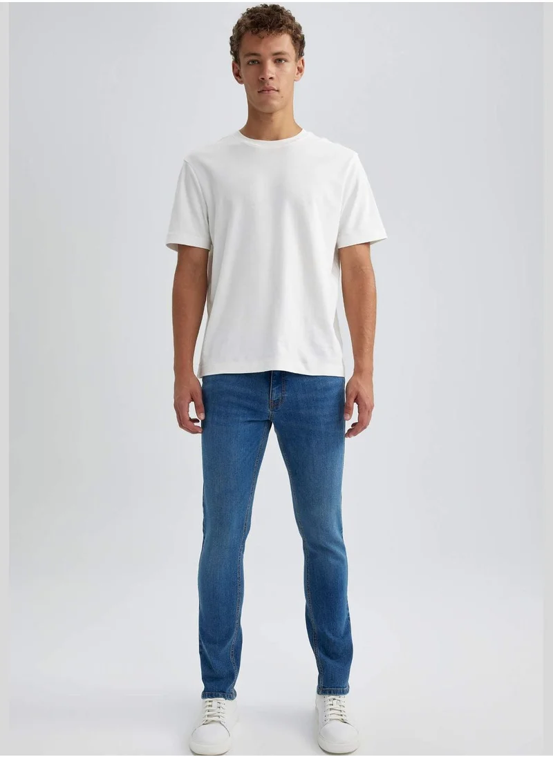 ديفاكتو Man Slim Fit Denim Trousers
