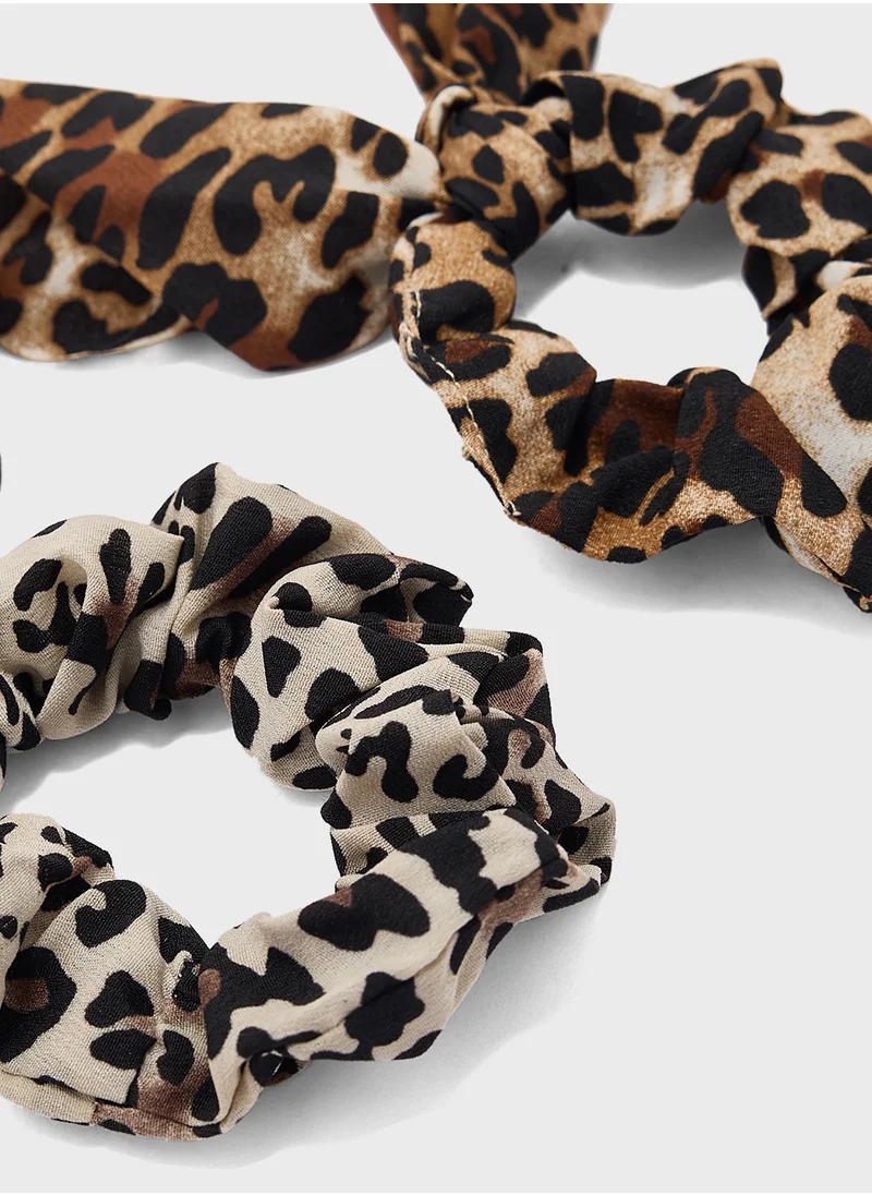 جينجر 3 Pack Hair Scarf Detail Leopard Print Scunchie