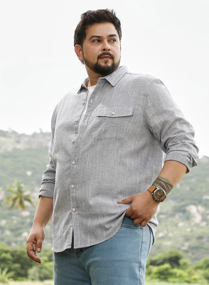 انستافاب بلس قميص رجالي مخطط جاكار من إنستافاب بلس بياقة واسعة وأكمام طويلة بأزرار وحافة منحنية.