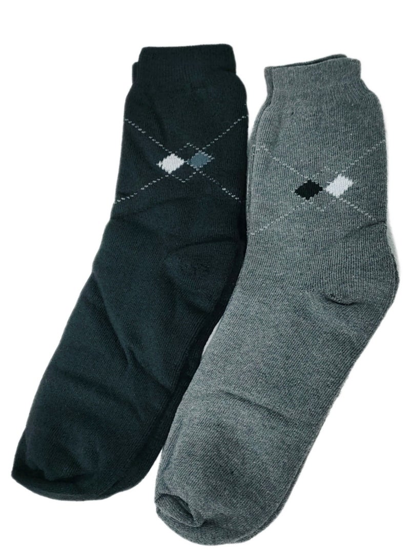 2 Pairs of socks, The warmest socks for cold feet: Heat up your winter adventure  - Image 2