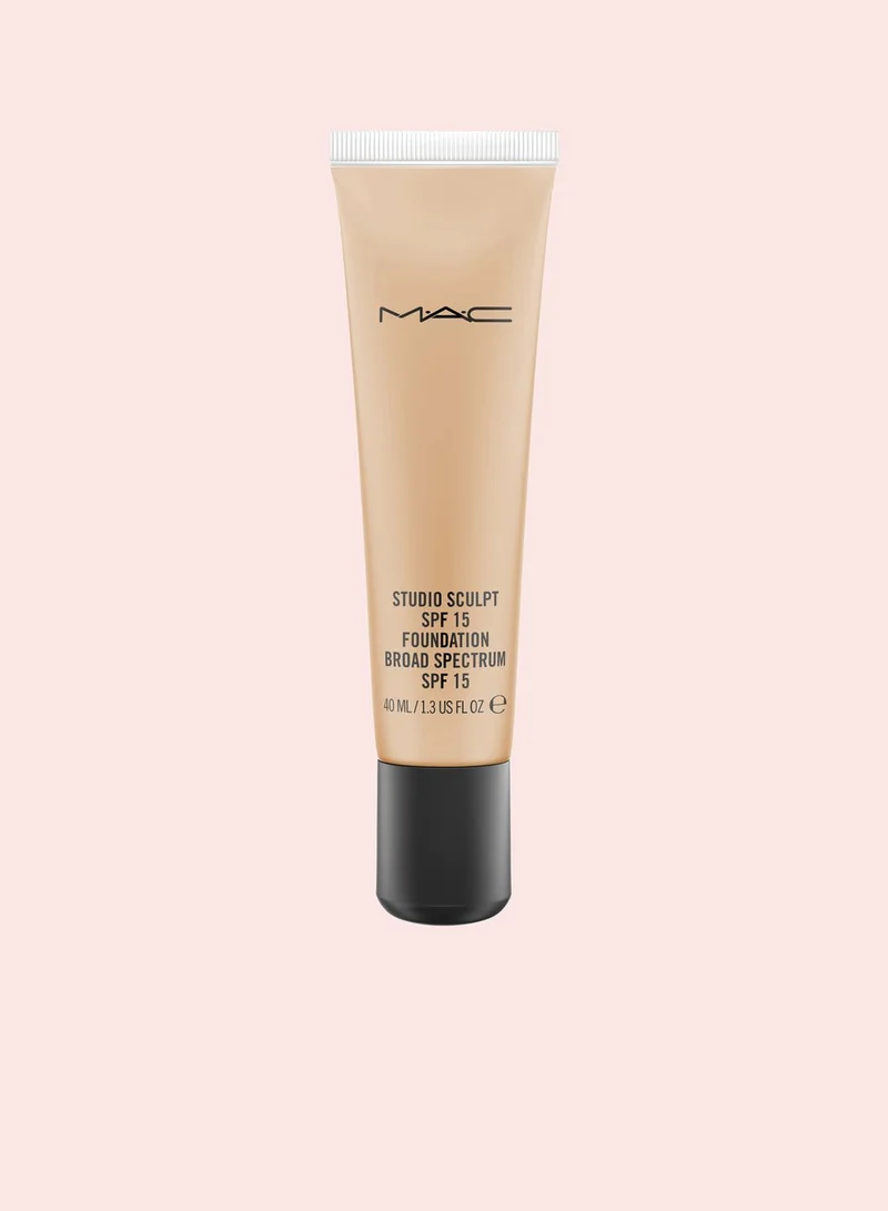 MAC Cosmetics Studio Sculpt SPF 15 Foundation - NC42