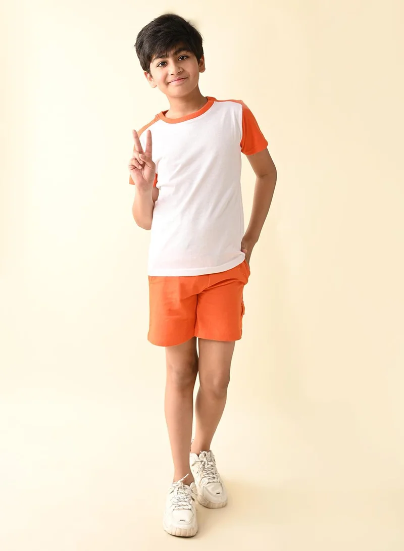 ليل بيكس Colorblock Solid T-shirt with Shorts Set