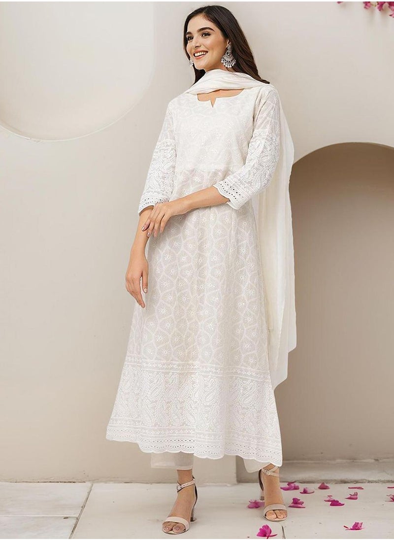 ISHIN Women's Off White 100% Cotton Embellished Tunic Full Length Casual Straight Fit Kurta Set  - Image 5