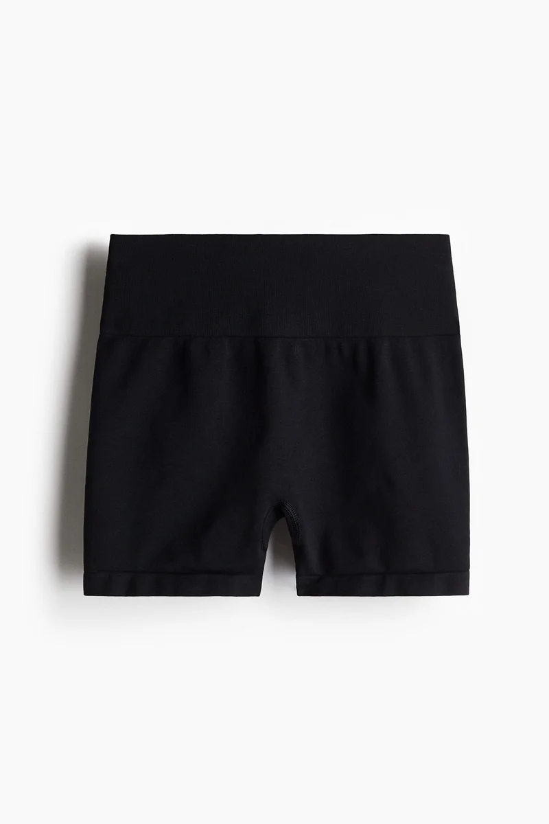 H&M Seamless Invisible scrunch hotpants with DryMove™