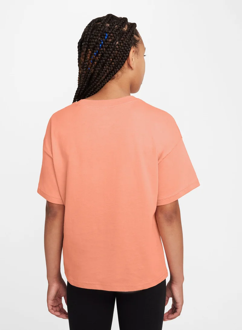 نايكي Kids Nsw Essential Boxy Lbr T-Shirt