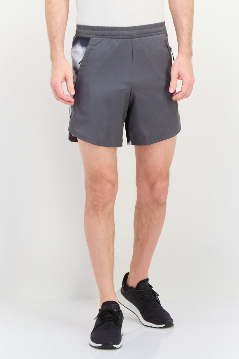 Adidas شورت تدريب للرجال بقصة عادية بطول 7 إنش، رمادي - Image 1