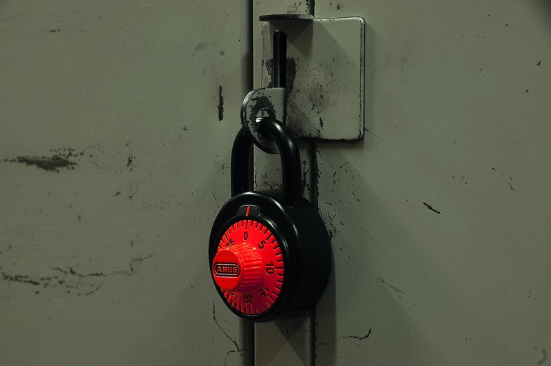 أباس قفل أبوس 78/50 Kc ذو قرص دوار بقطر 2 بوصة مع مفتاح تحكم، أسود - Image 2