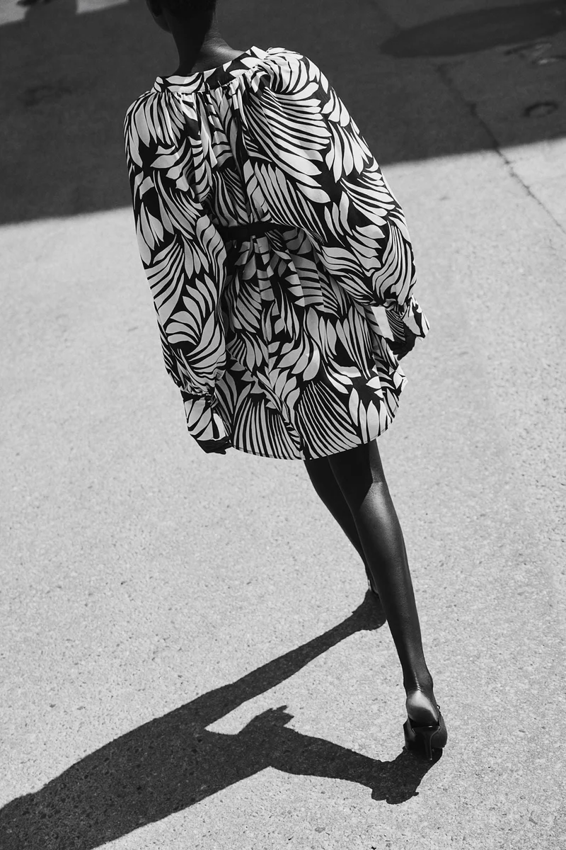 H&M Oversized Tie-Detail Dress