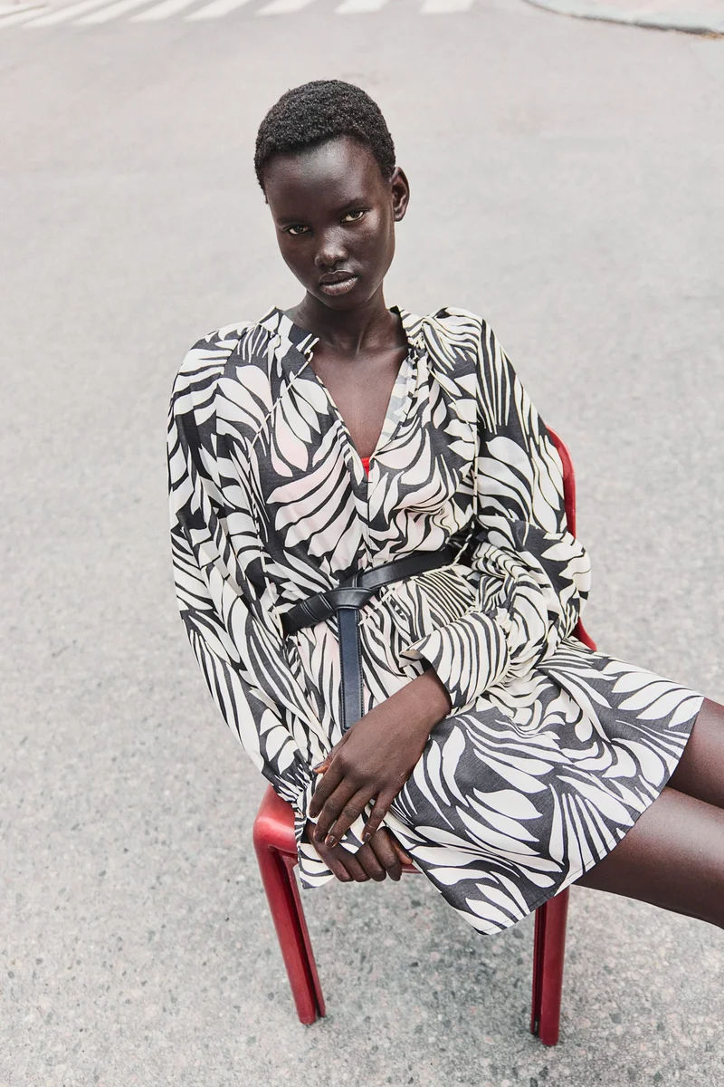 H&M Oversized Tie-Detail Dress