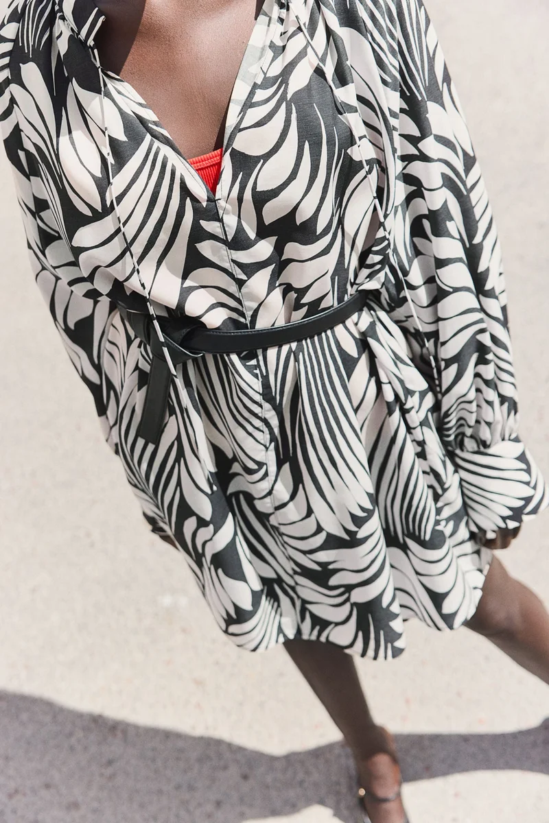 H&M Oversized Tie-Detail Dress