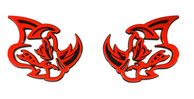 Chywcar 2Pcs 3D Rhino Emblems Car Badge Custom New Side Rear Front Hood Door Decal Replacement for Car Truck SUV Motorcycles (Red) - Image 1