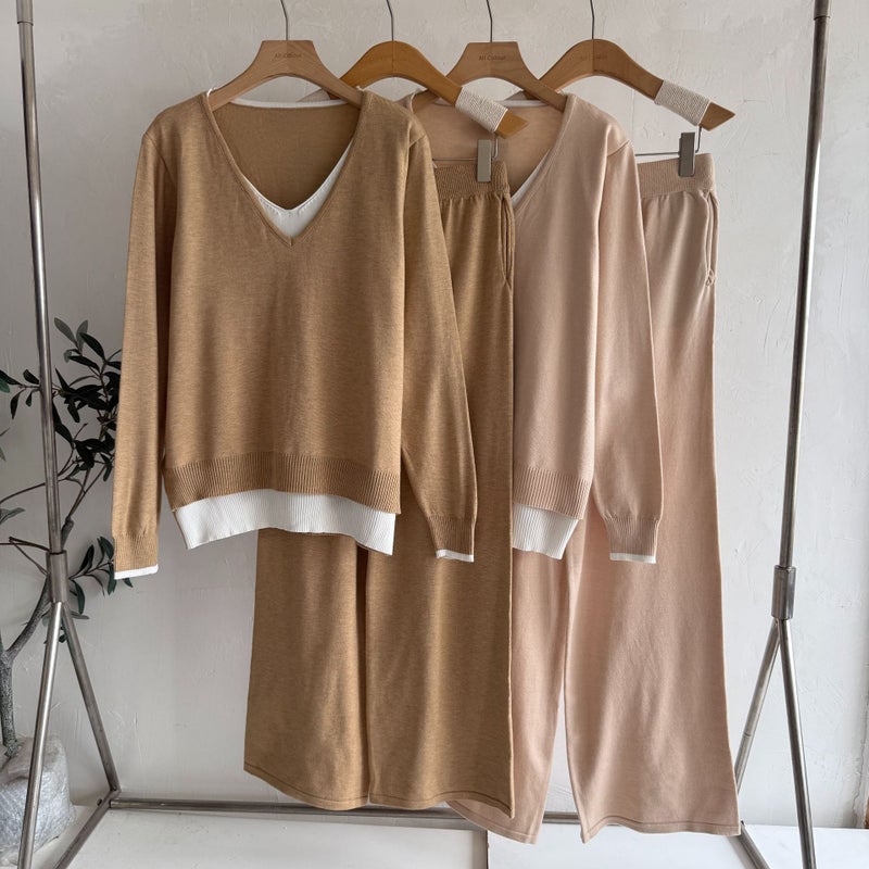Retro V-Neck Knit Top with Loose Leg Pants Casual Two-Piece Set - Image 1